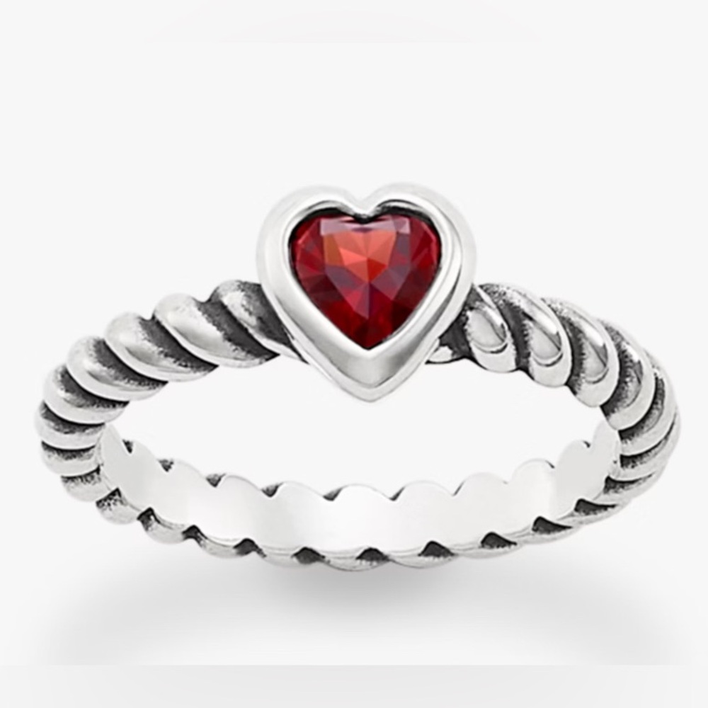 James Avery - Gemstone Heart Twisted Wire Ring - Garnet